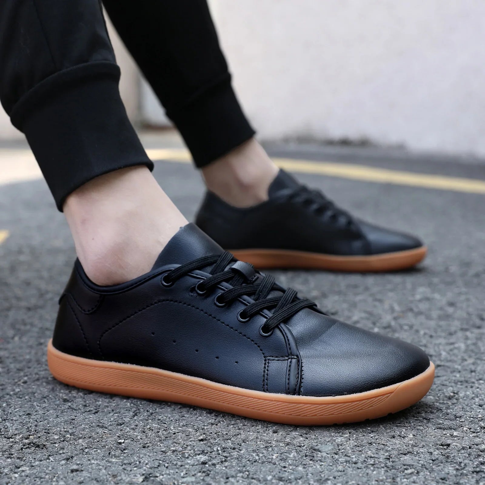 Atlas – Minimal Everyday Sneaker