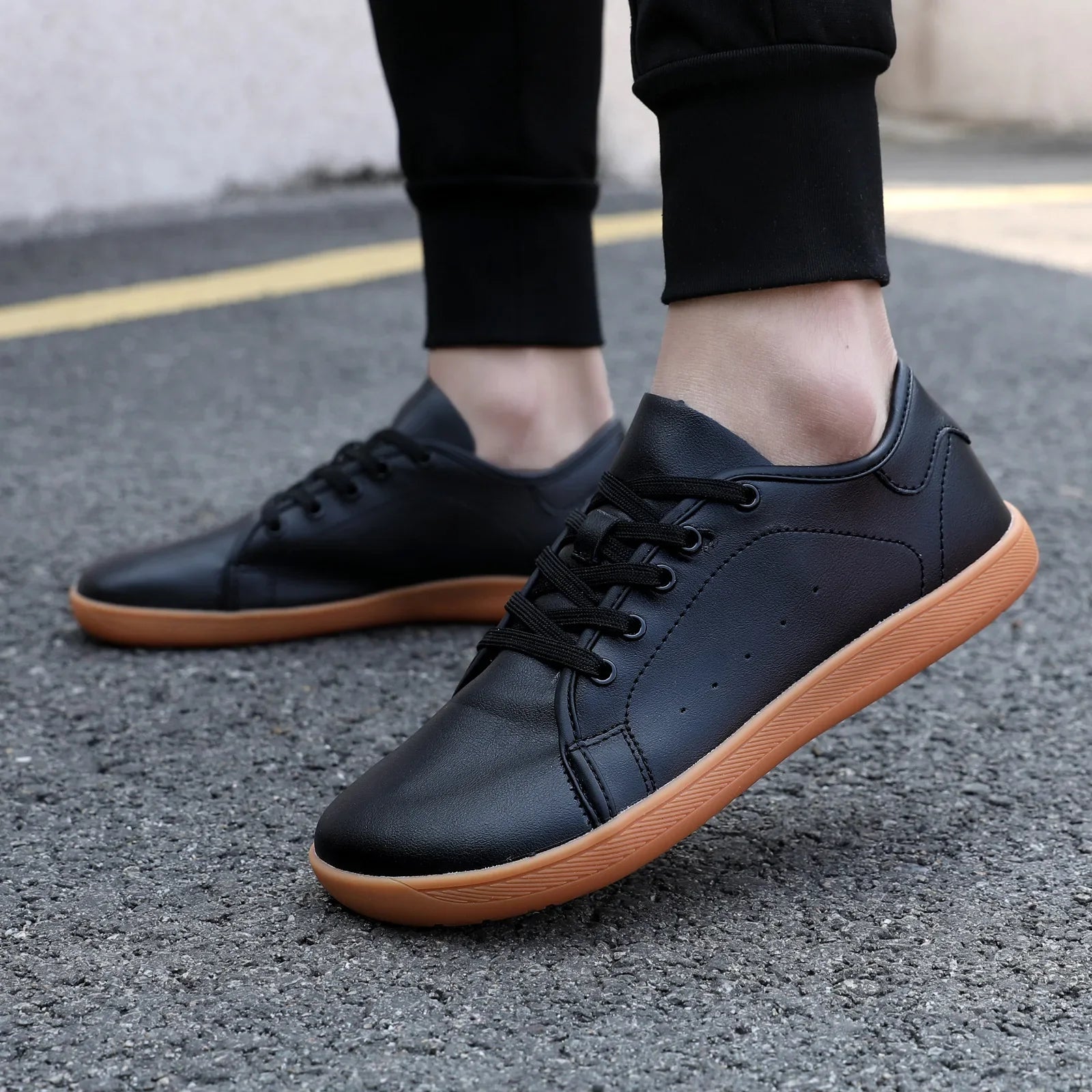 Atlas – Minimal Everyday Sneaker