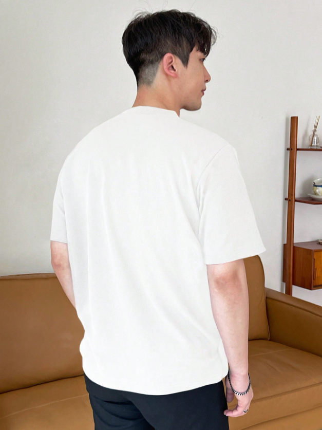 Men’s Solid White Round Neck T-Shirt